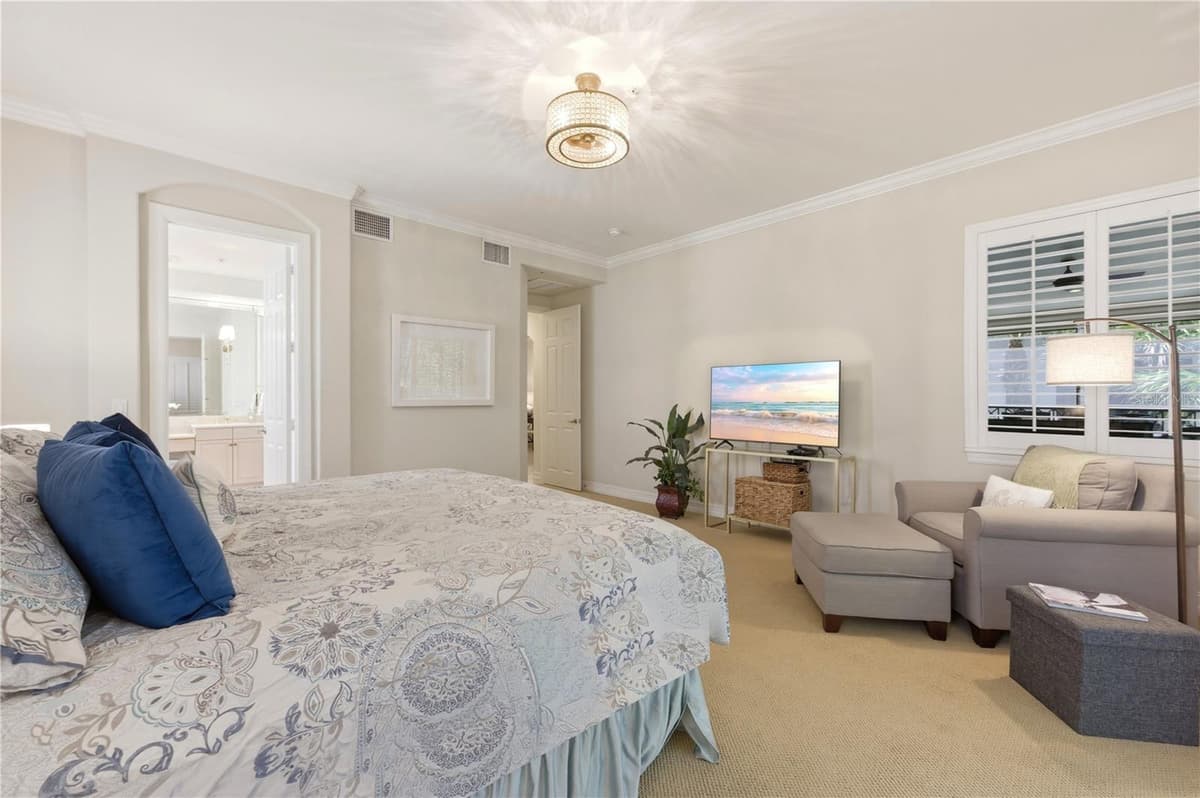 2859 TIBURON BOULEVARD — photo 31 of 47