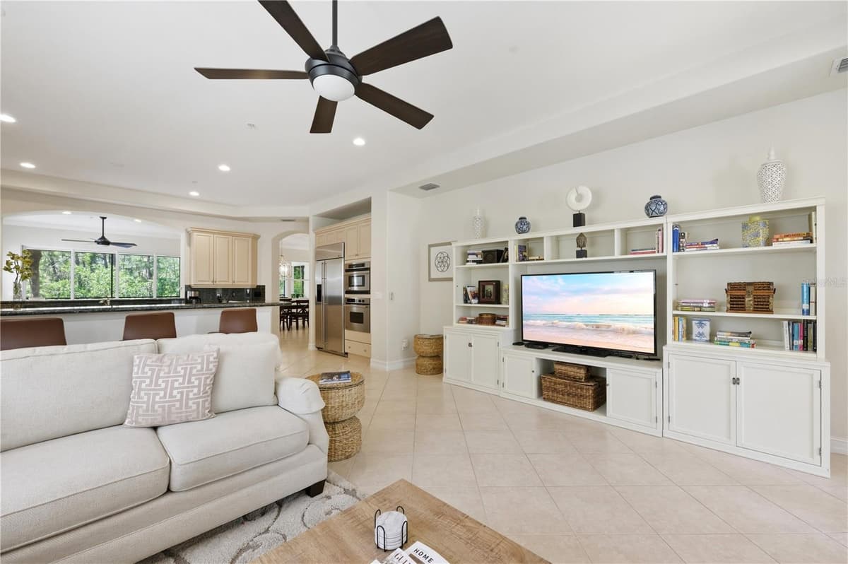 2859 TIBURON BOULEVARD — photo 25 of 47