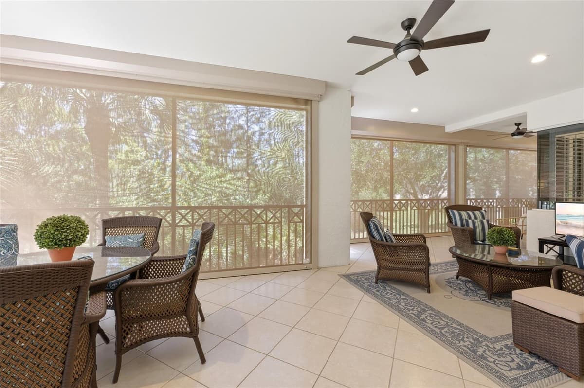 2859 TIBURON BOULEVARD — photo 10 of 47