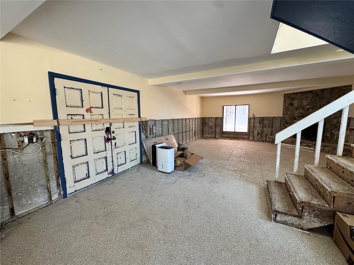 18838 GULF BOULEVARD — photo 14 of 24