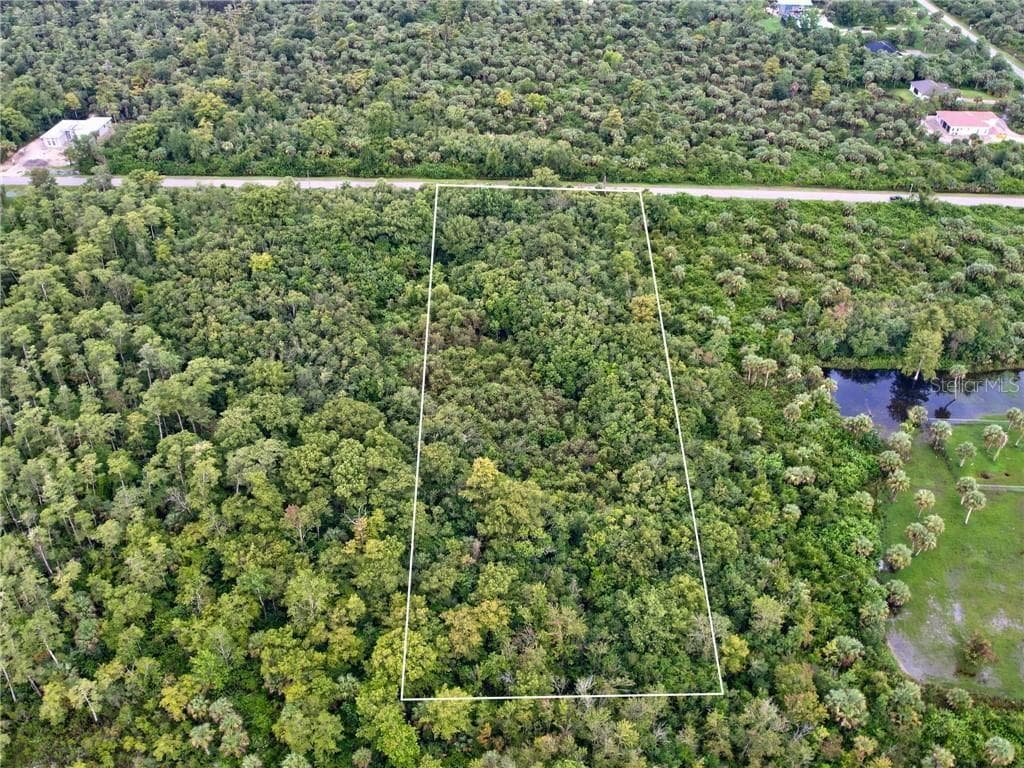 SHADY HOLLOW BOULEVARD — photo 2 of 4