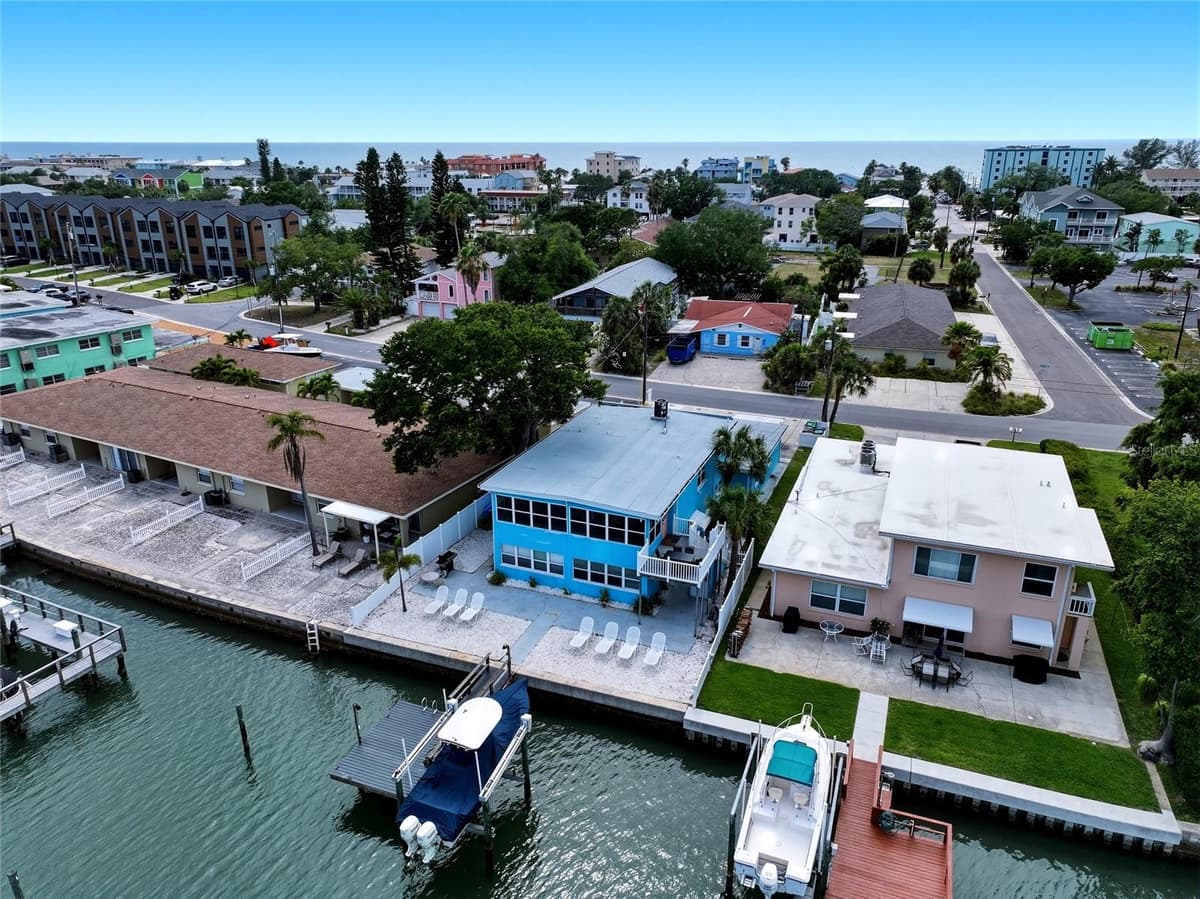 2311 BAY BOULEVARD — photo 65 of 80