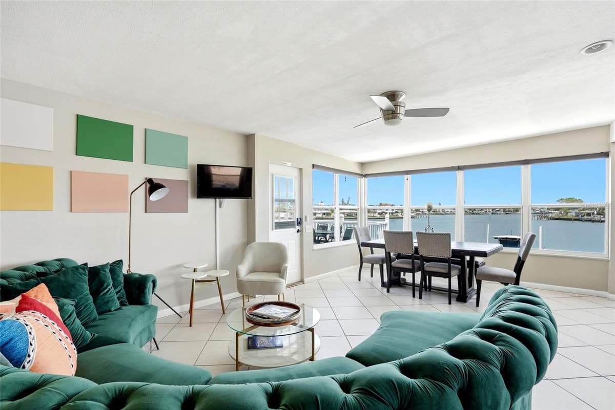 2311 BAY BOULEVARD — photo 6 of 80