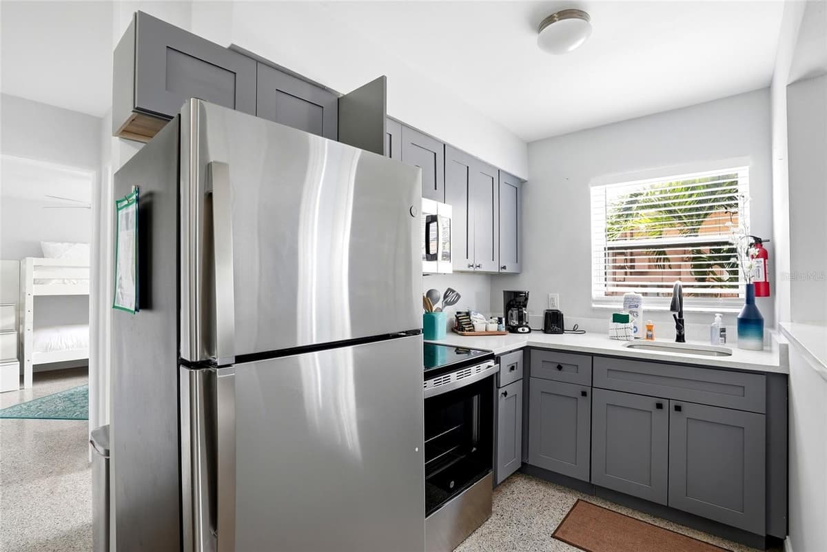 2311 BAY BOULEVARD — photo 34 of 80