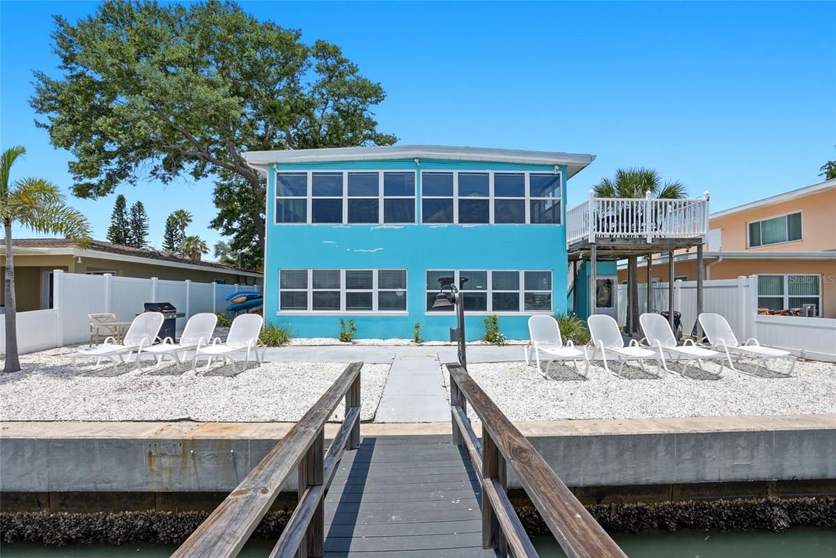 2311 BAY BOULEVARD — photo 48 of 80