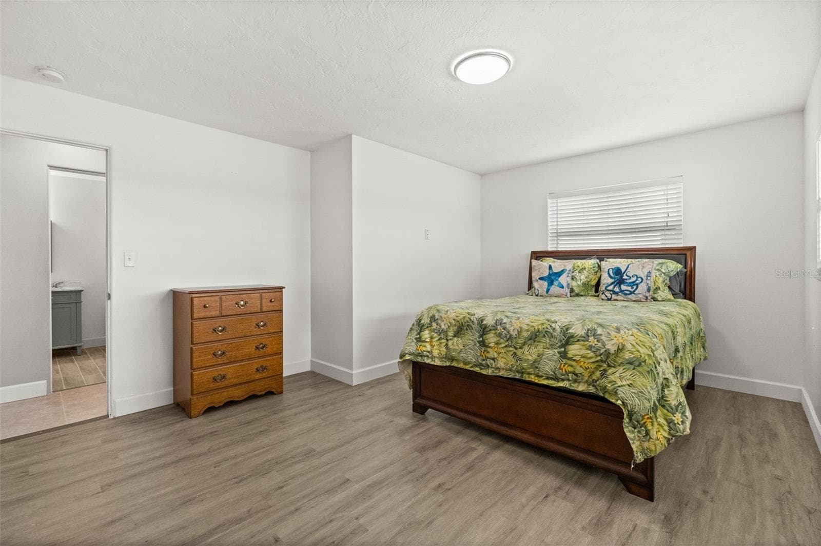 710 116TH AVENUE — photo 34 of 58