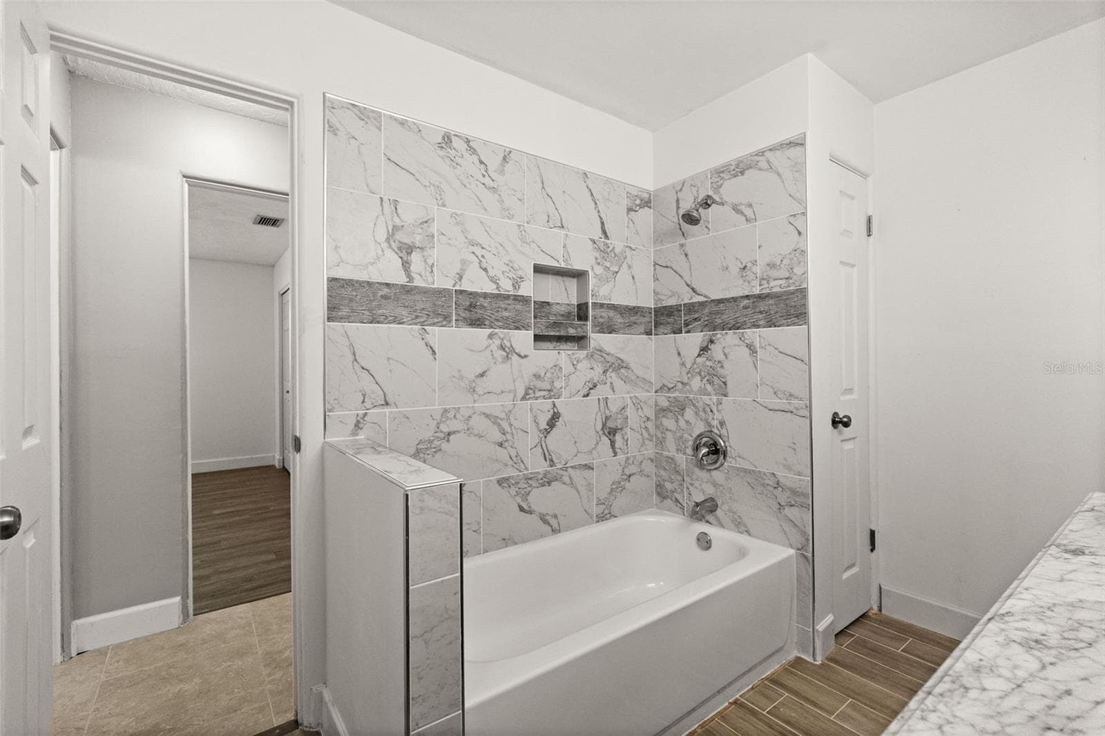 710 116TH AVENUE — photo 37 of 58
