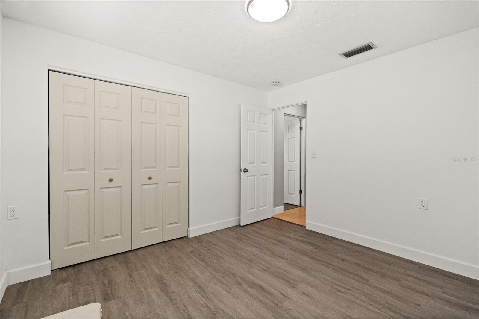 710 116TH AVENUE — photo 39 of 58