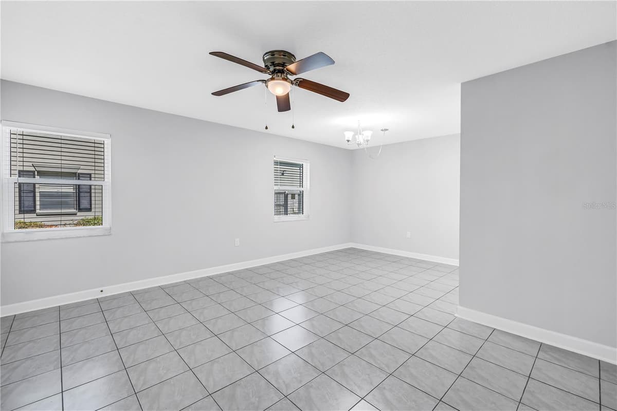 6960 SUNSET DRIVE — photo 7 of 34