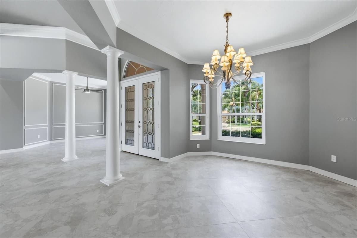 8160 COLLINGWOOD COURT — photo 9 of 55