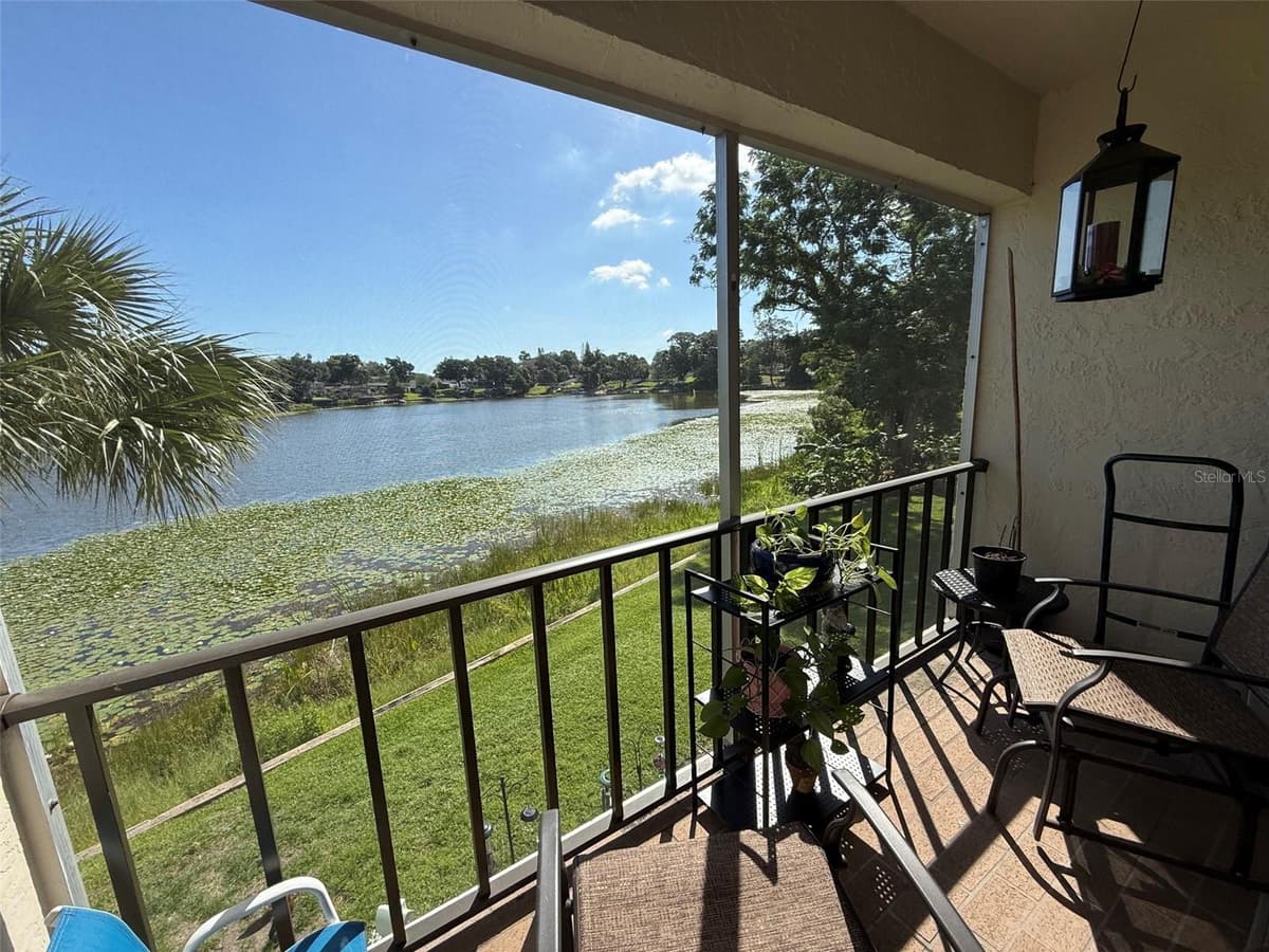 410 ORLANDO AVENUE — photo 8 of 29