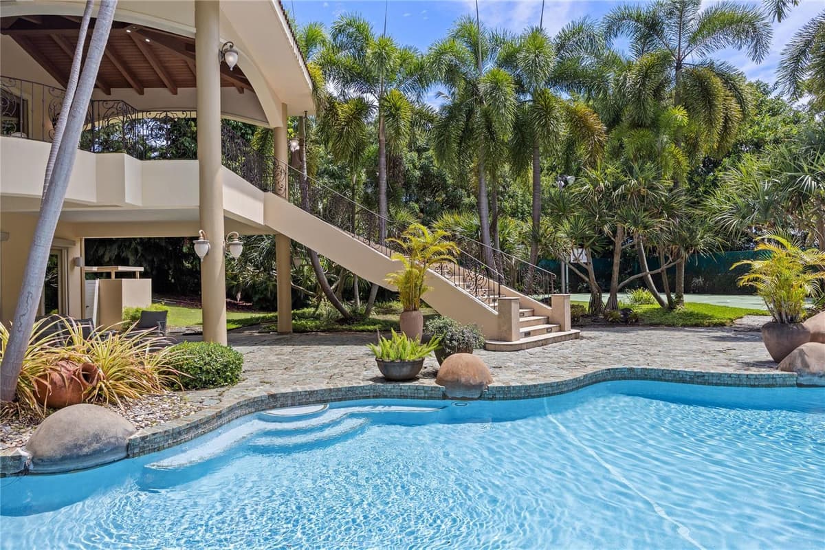 17 Calle Durazno URBANIZACION SAN PATRICIO — photo 17 of 36