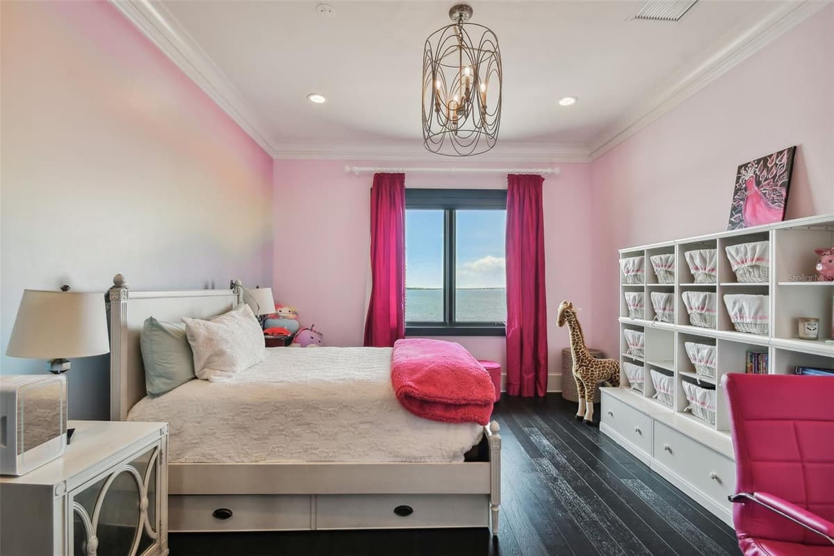 5120 LONGFELLOW AVENUE — photo 40 of 54