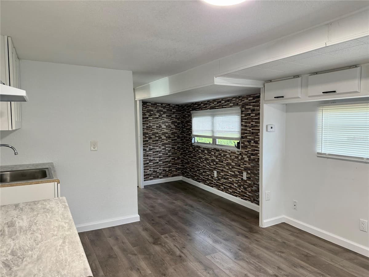 317 GOLF CREST LANE — photo 6 of 20