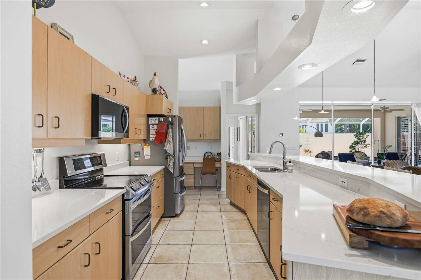 517 GRANADA AVENUE — photo 8 of 31