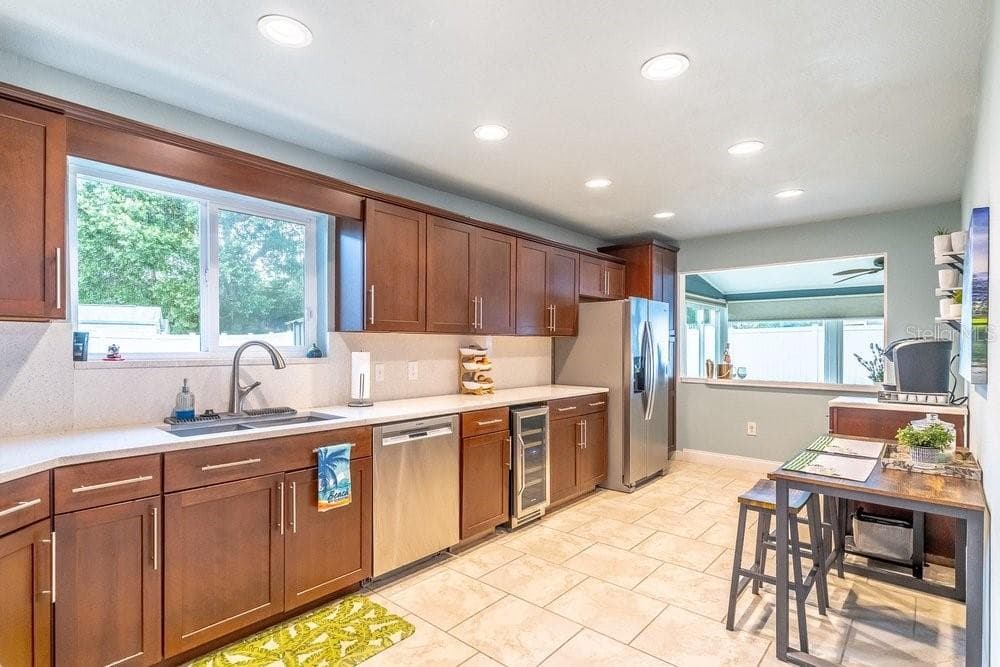 1319 SUMMERTREE COURT — photo 12 of 51