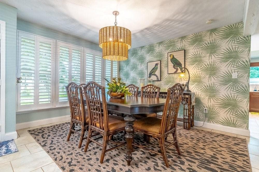 1319 SUMMERTREE COURT — photo 7 of 51