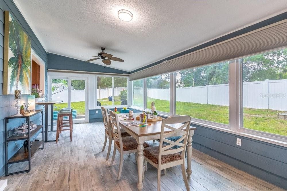 1319 SUMMERTREE COURT — photo 18 of 51