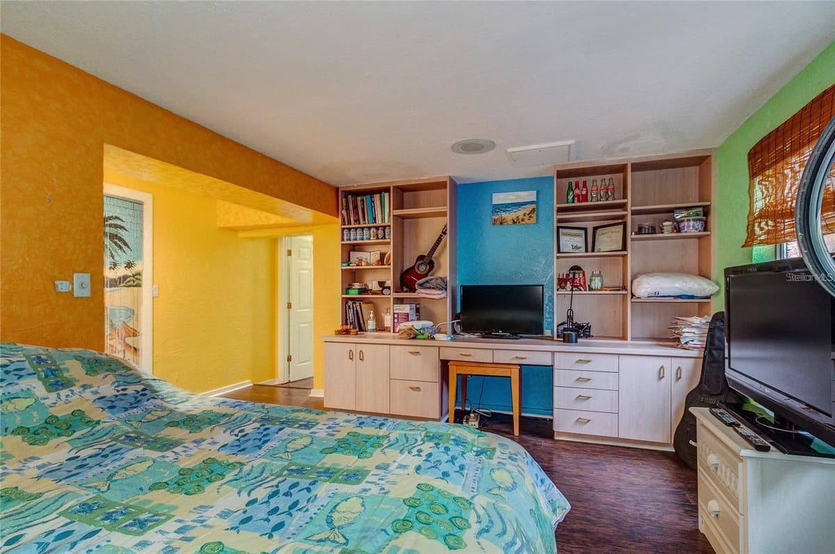 500 HIGHLAND AVENUE — photo 33 of 62