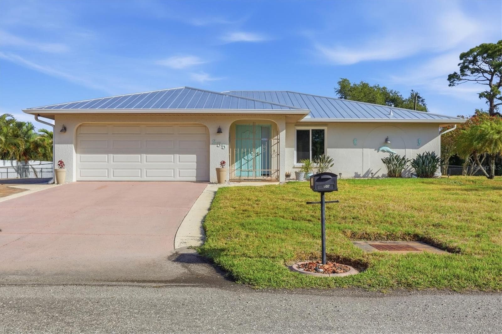 255 RIGEL ROAD — photo 16 of 52
