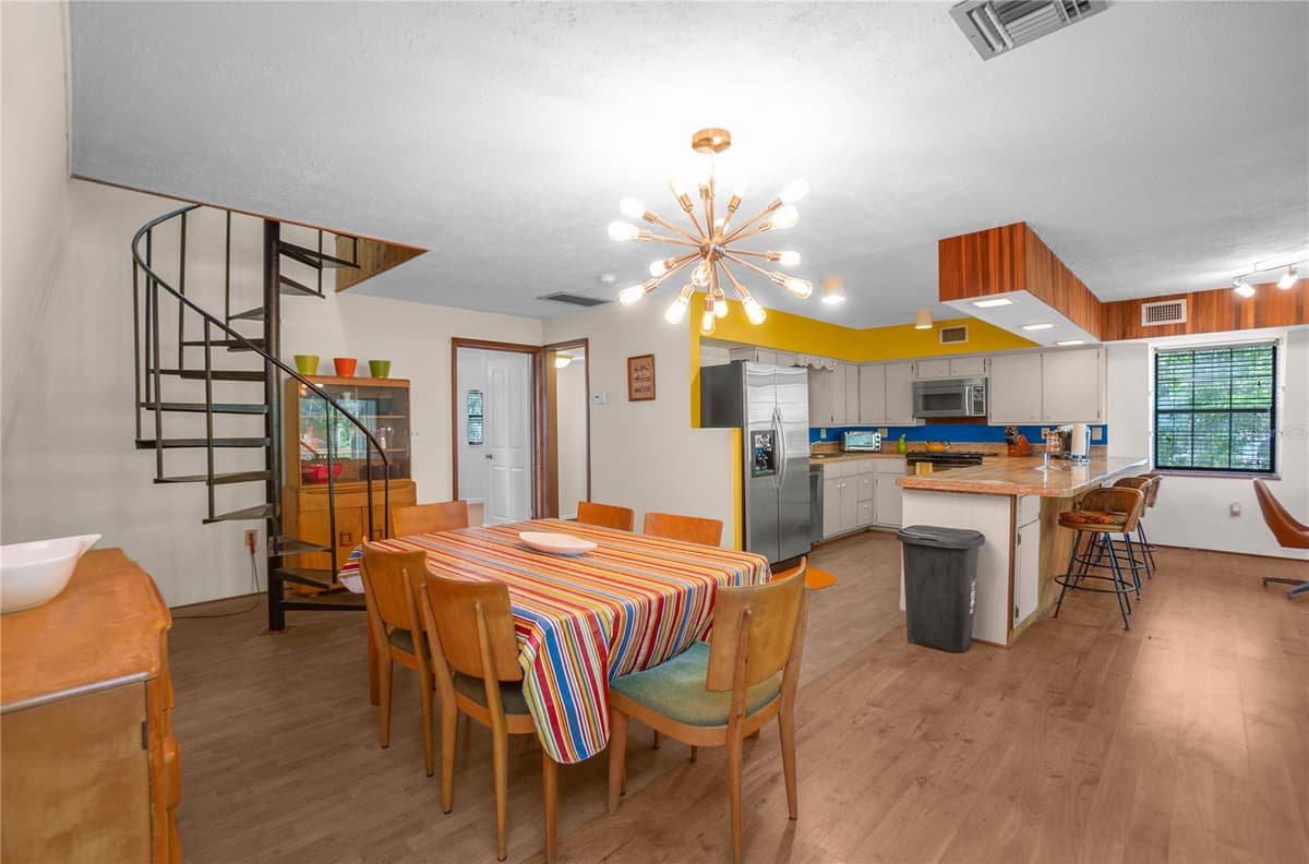 7536 BOBCAT POINT — photo 9 of 69