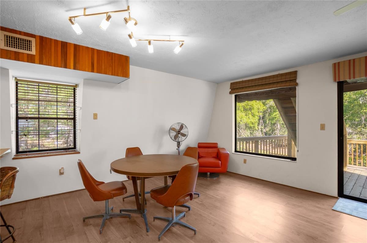 7536 BOBCAT POINT — photo 13 of 69