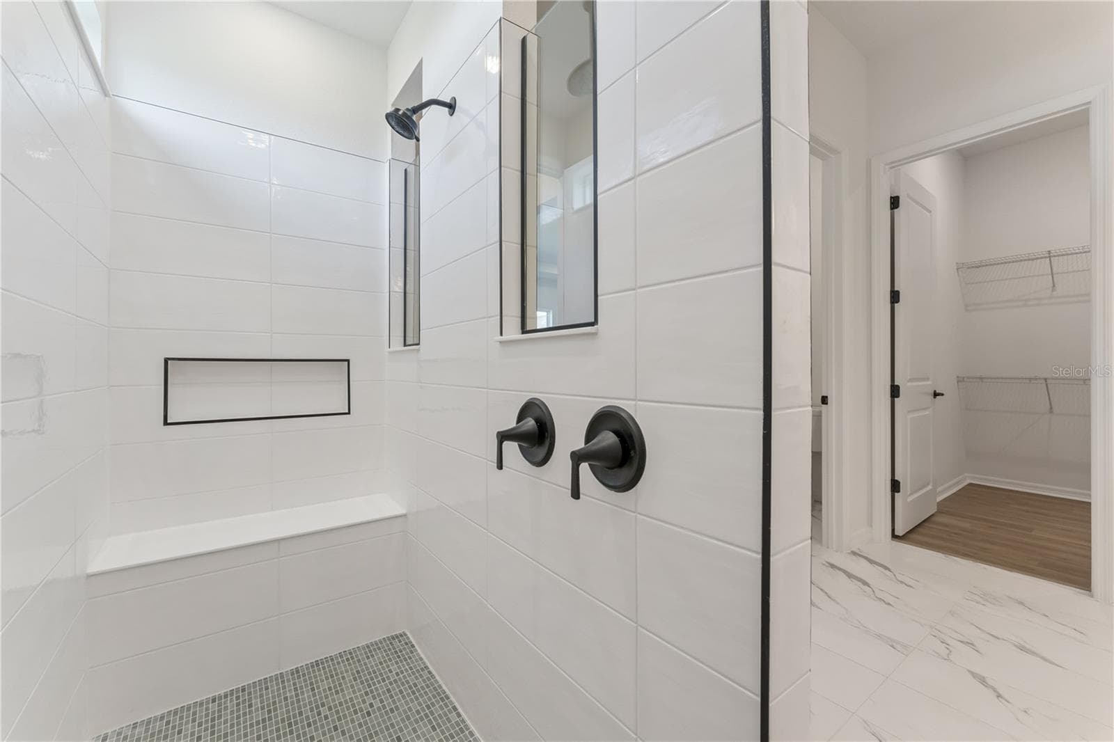 1552 SKYLINE HEIGHTS CIRCLE — photo 46 of 74