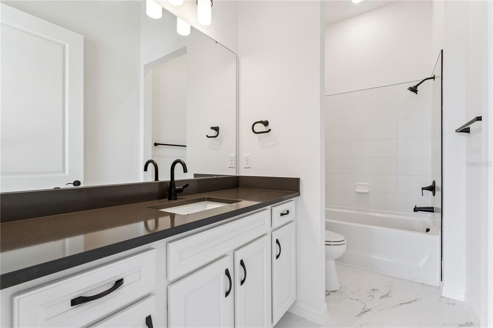 1552 SKYLINE HEIGHTS CIRCLE — photo 28 of 74