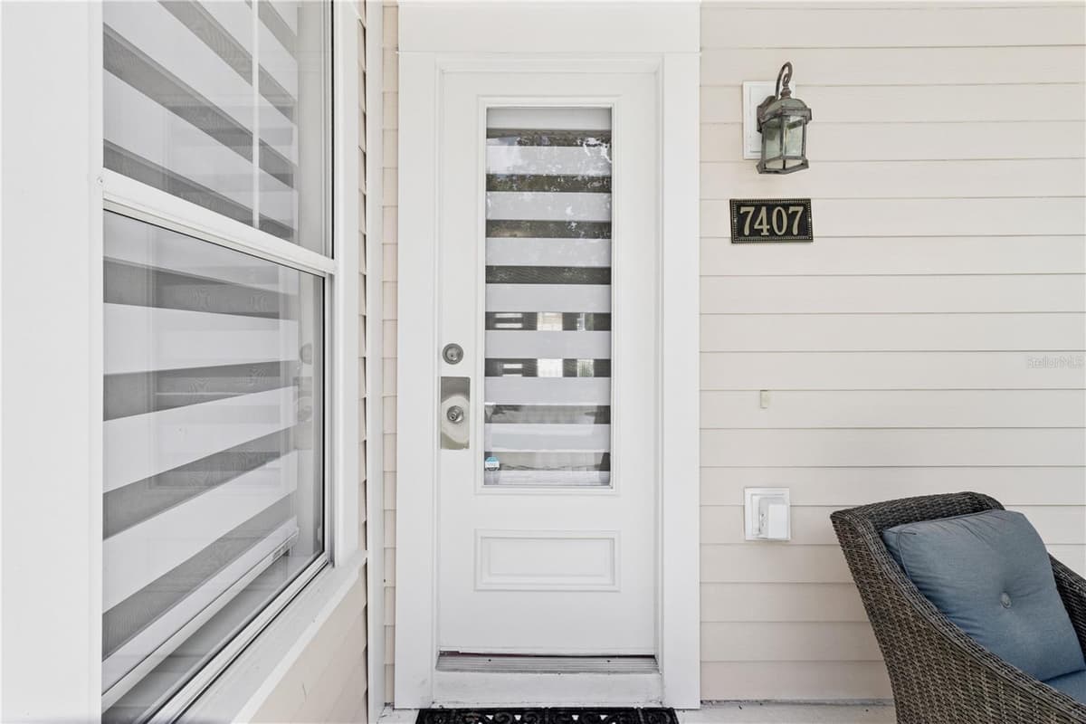 7407 OCONEE ST — photo 9 of 65