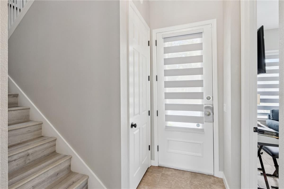 7407 OCONEE ST — photo 10 of 65