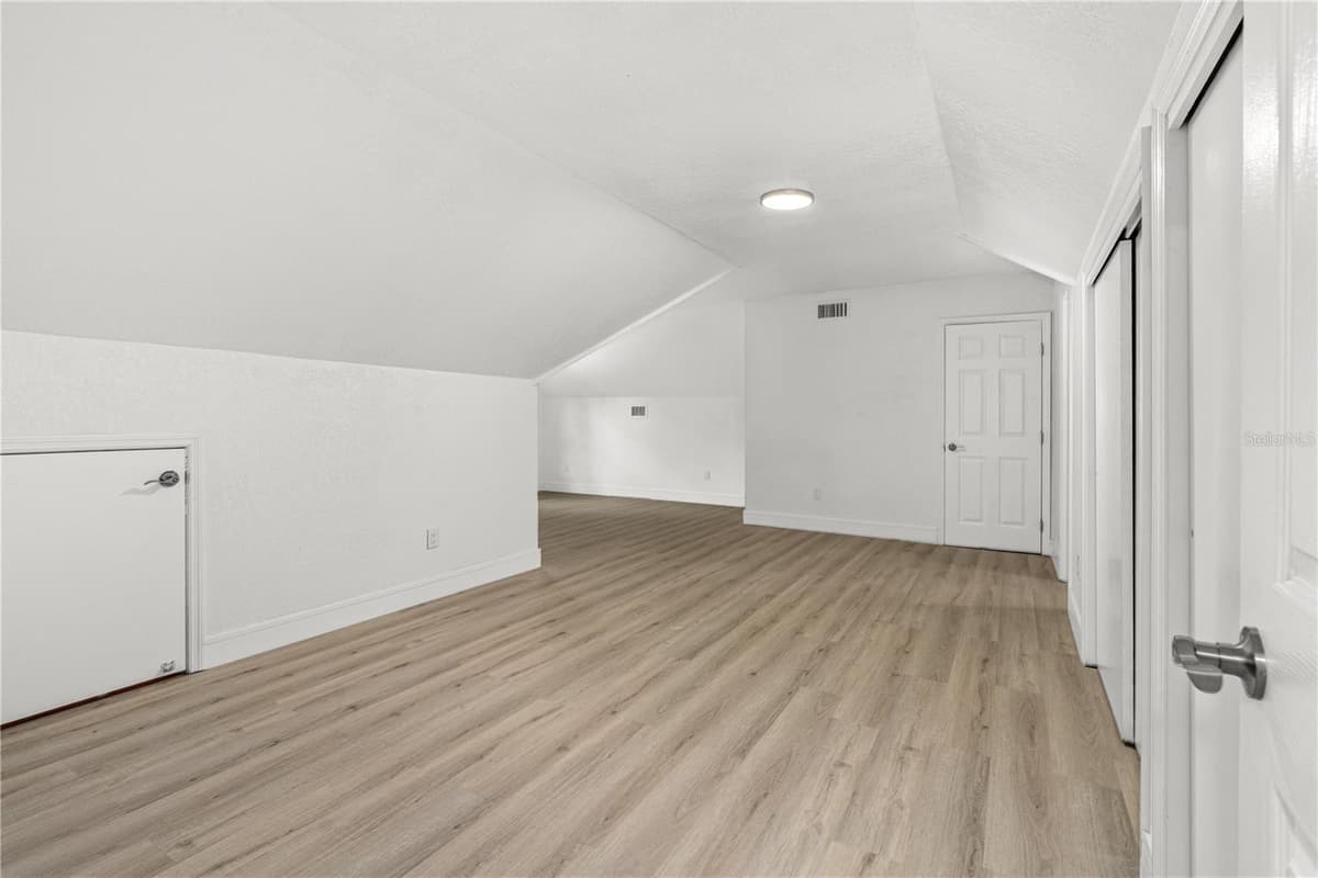 475 WISCONSIN AVENUE — photo 37 of 57