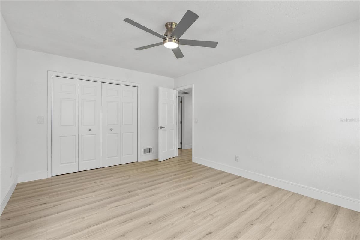 475 WISCONSIN AVENUE — photo 25 of 57