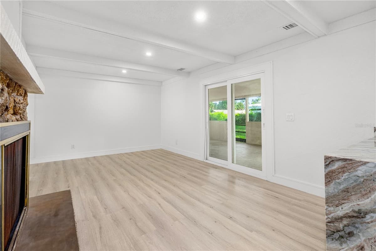 475 WISCONSIN AVENUE — photo 14 of 57