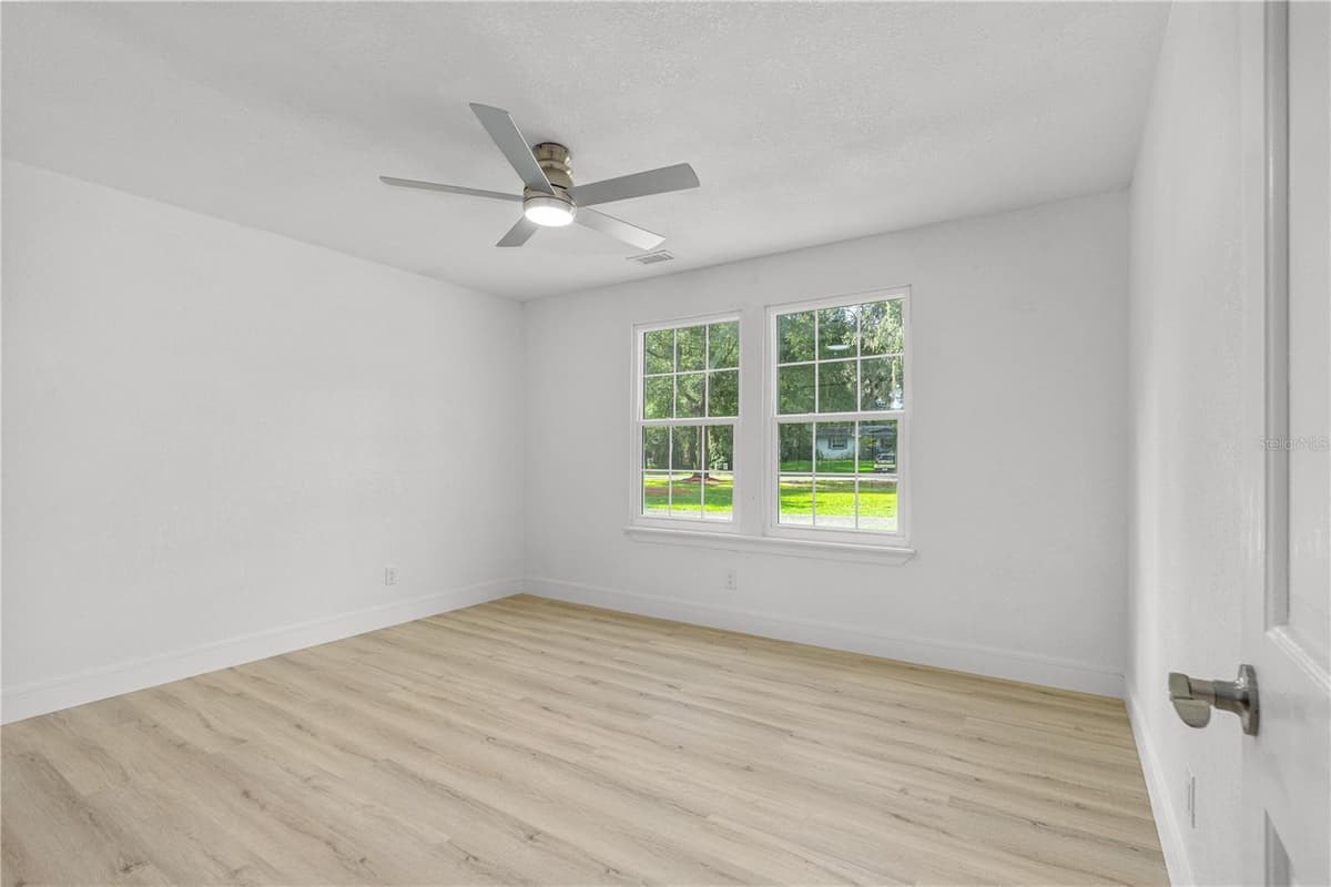 475 WISCONSIN AVENUE — photo 22 of 57