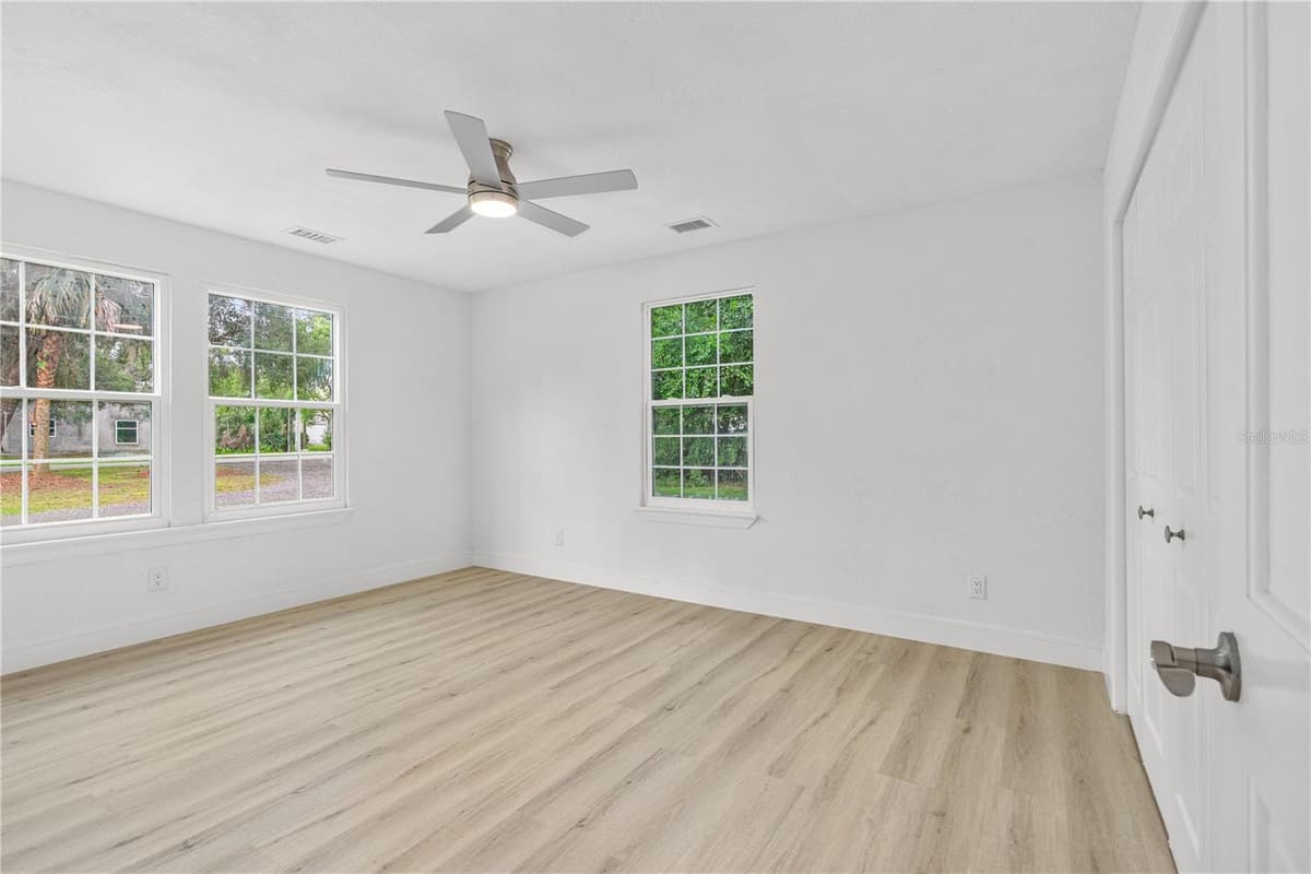 475 WISCONSIN AVENUE — photo 24 of 57