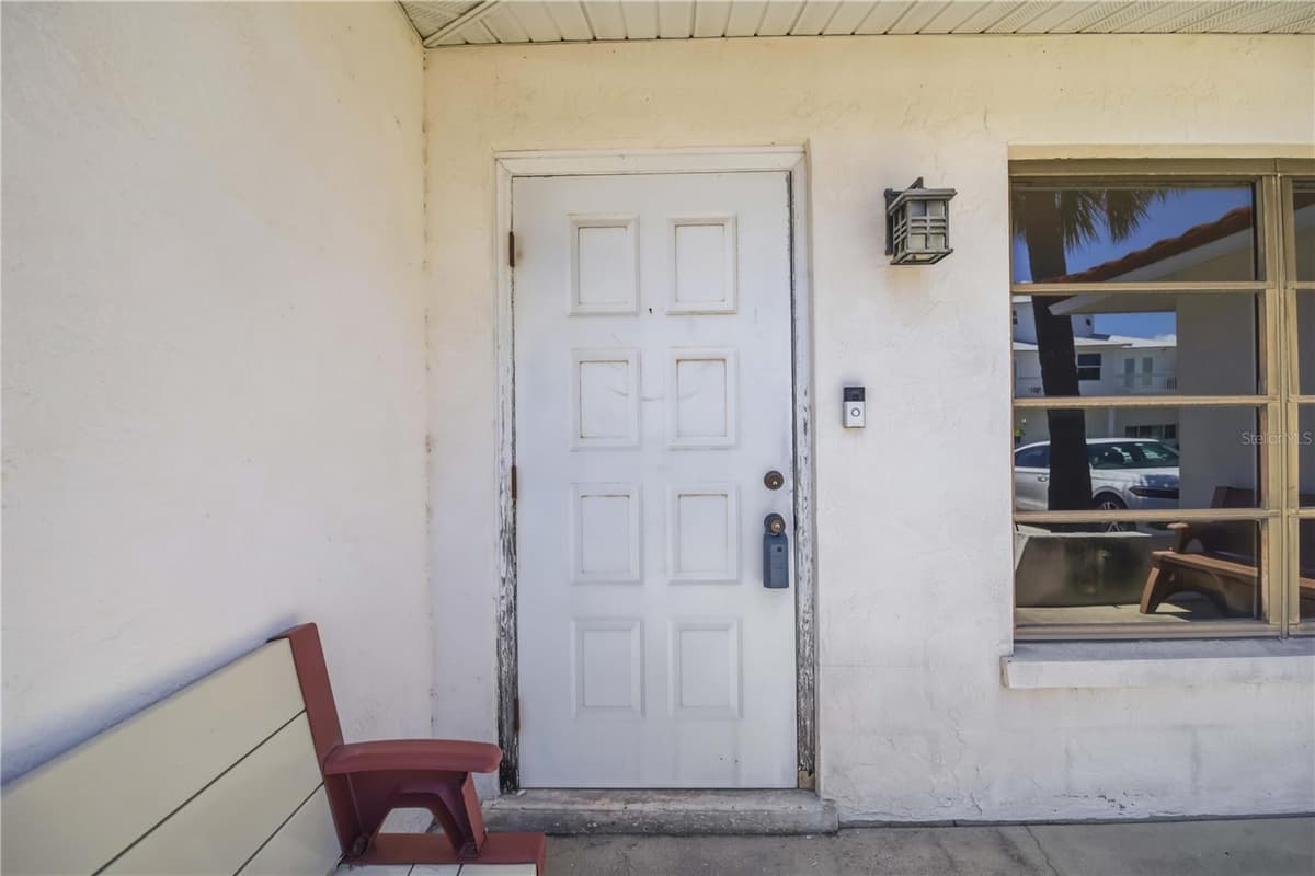306 PALM AVENUE — photo 44 of 75