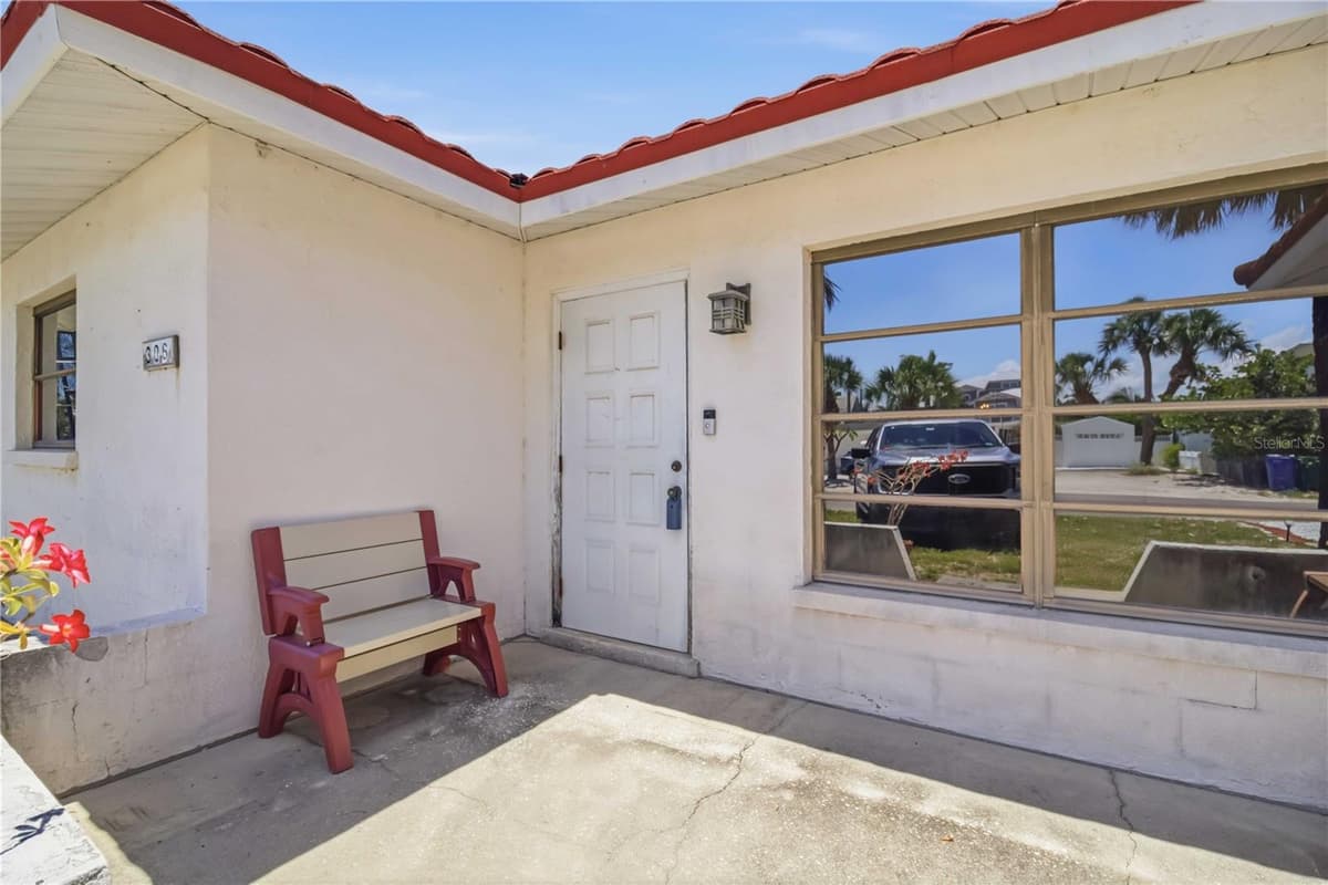 306 PALM AVENUE — photo 46 of 75