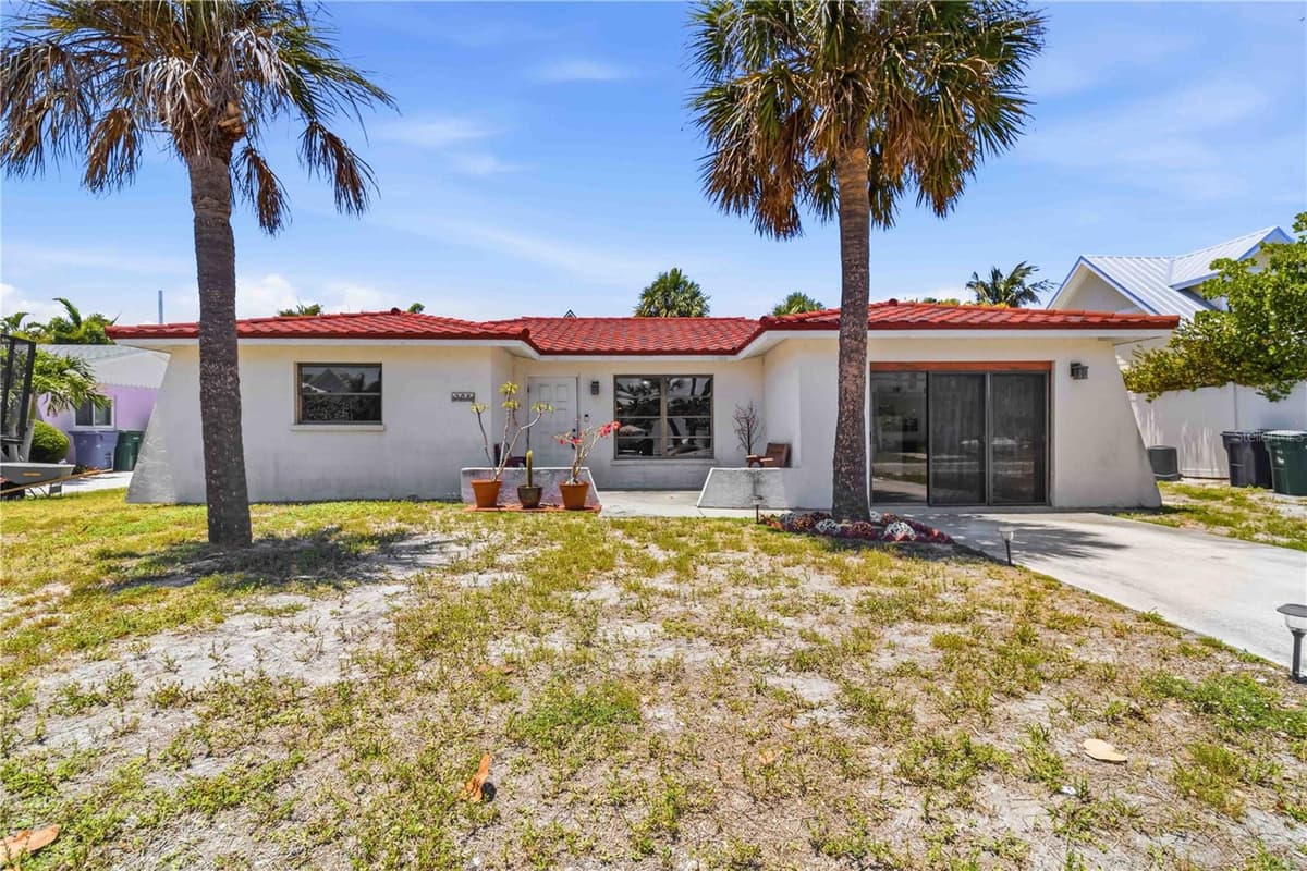 306 PALM AVENUE — photo 3 of 75