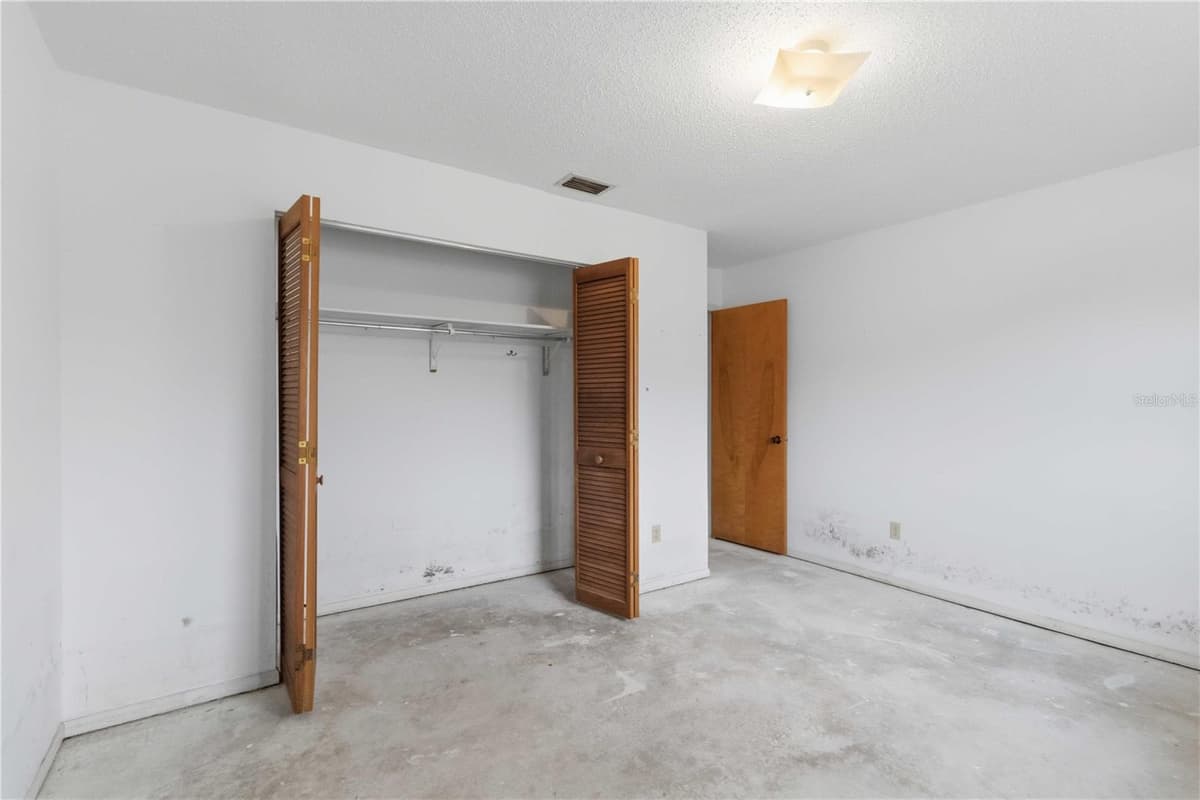306 PALM AVENUE — photo 21 of 75