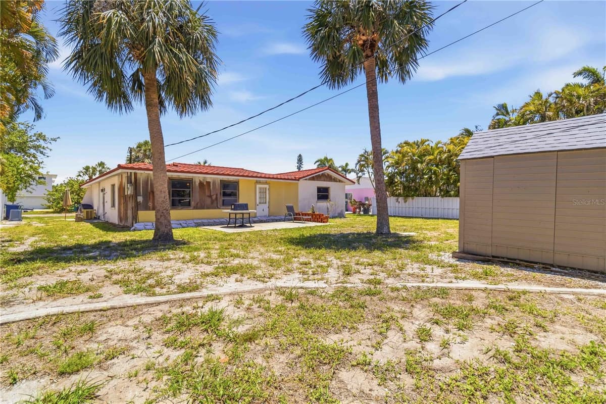 306 PALM AVENUE — photo 49 of 75