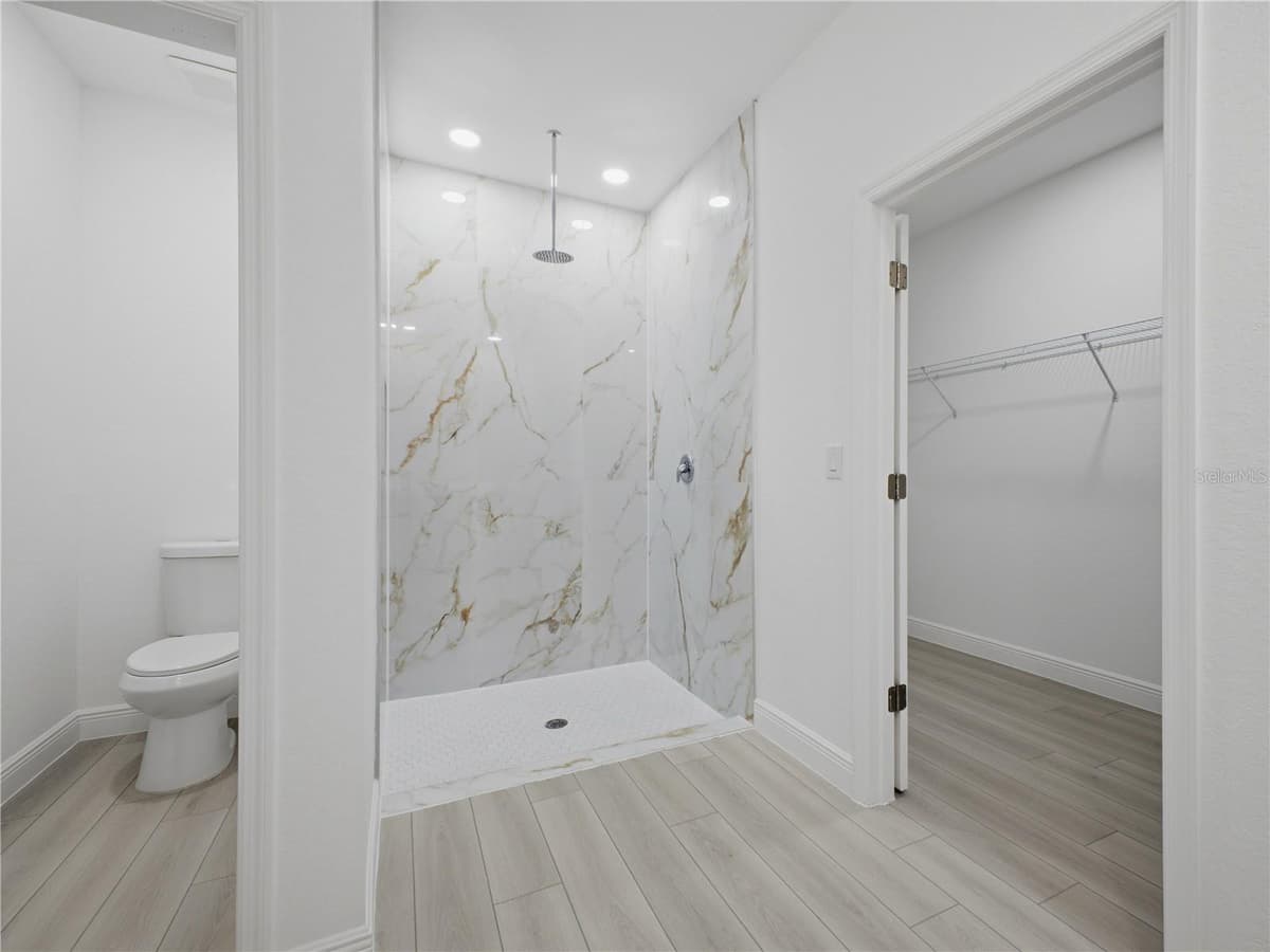 8010 SANDALWOOD CIRCLE — photo 14 of 30