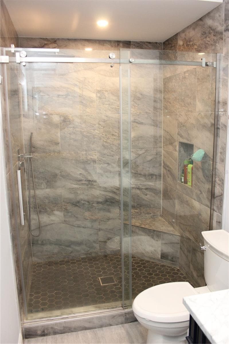 25188 MARION AVENUE — photo 53 of 81