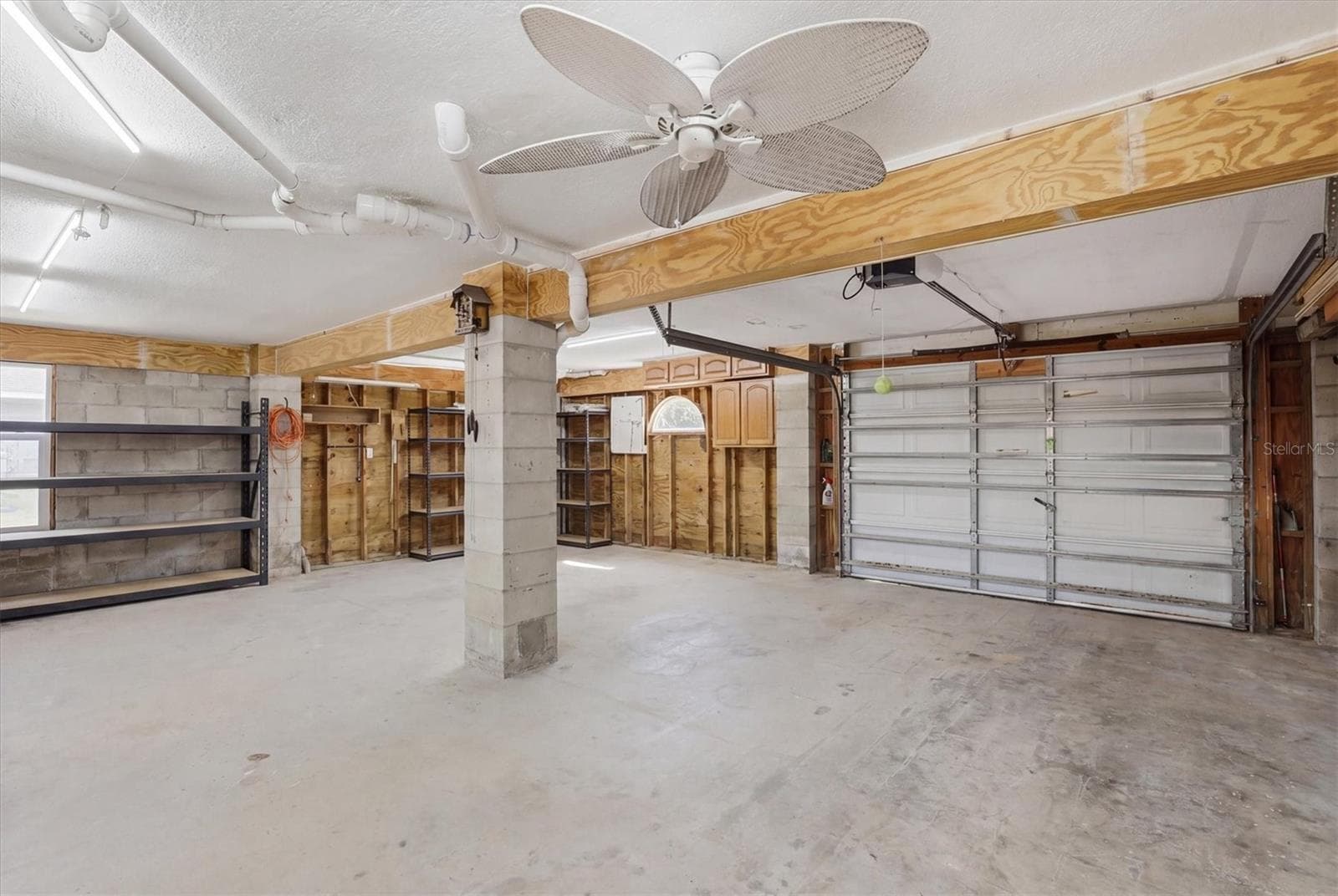 3347 OLEANDER DRIVE — photo 41 of 48