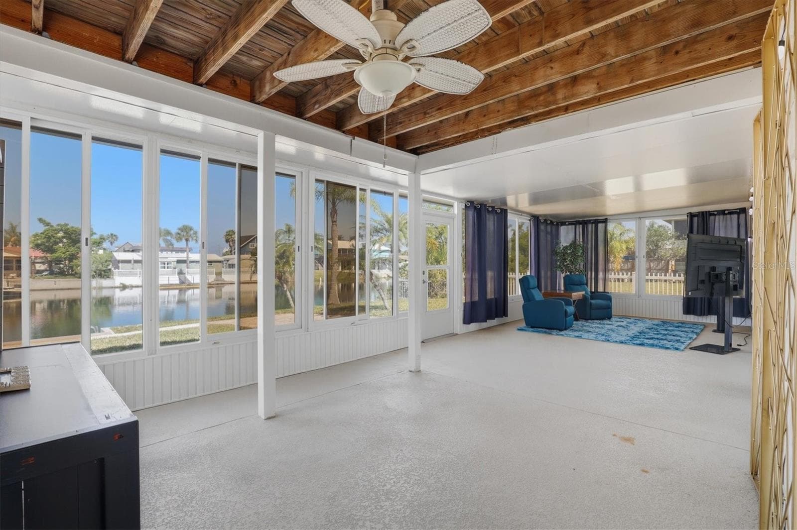 3347 OLEANDER DRIVE — photo 38 of 48