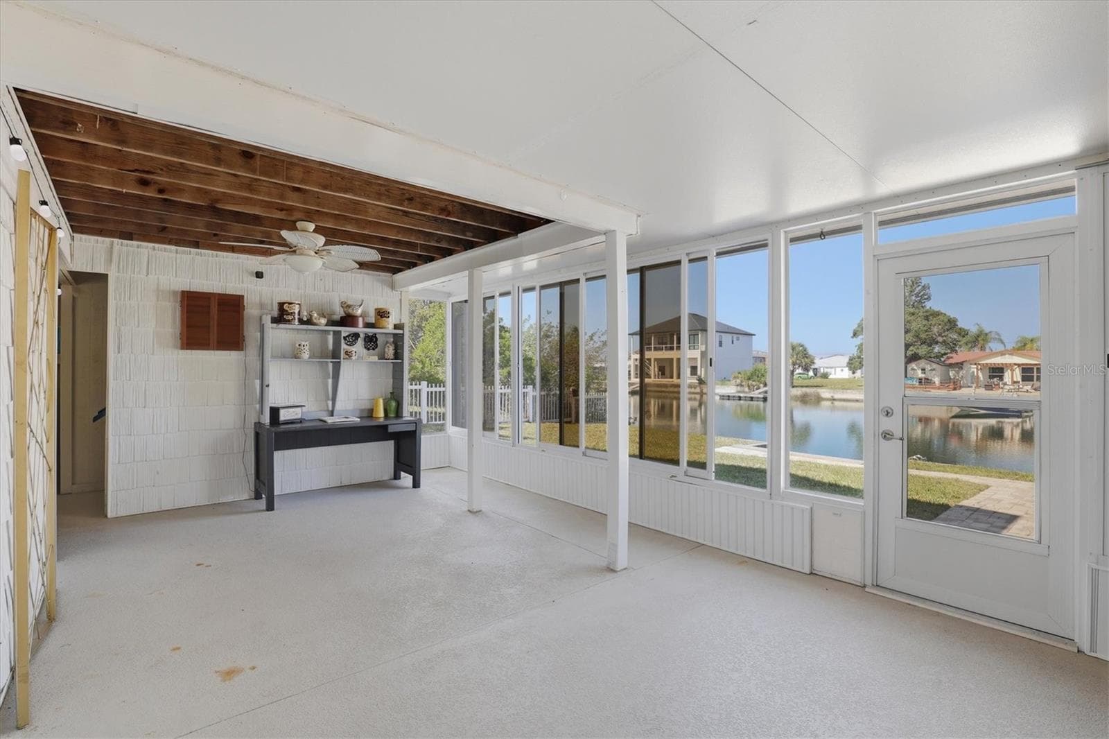 3347 OLEANDER DRIVE — photo 40 of 48