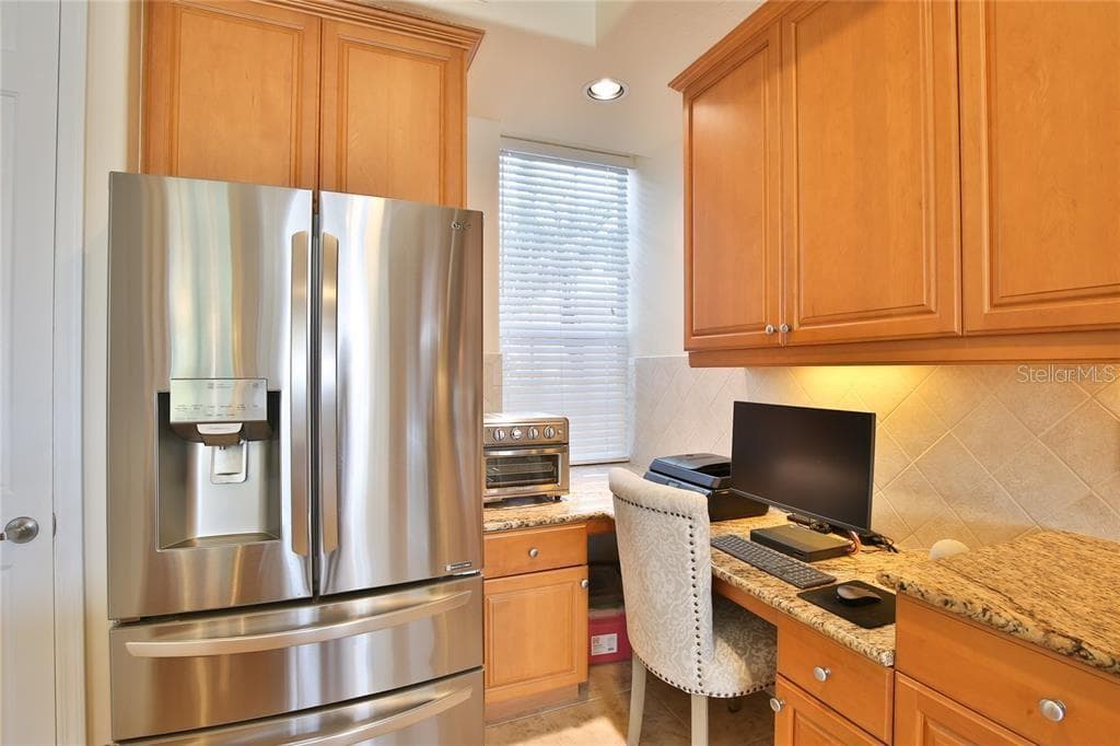 7919 ST SIMONS STREET — photo 9 of 30