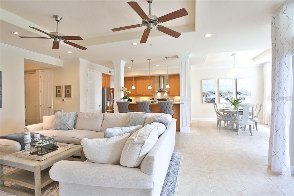7919 ST SIMONS STREET — photo 2 of 30