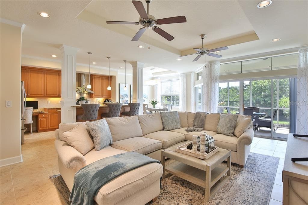 7919 ST SIMONS STREET — photo 3 of 30