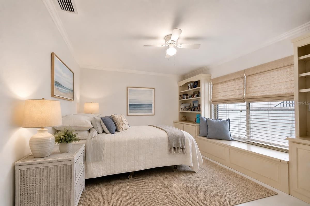 205 HARRISON AVENUE — photo 16 of 39