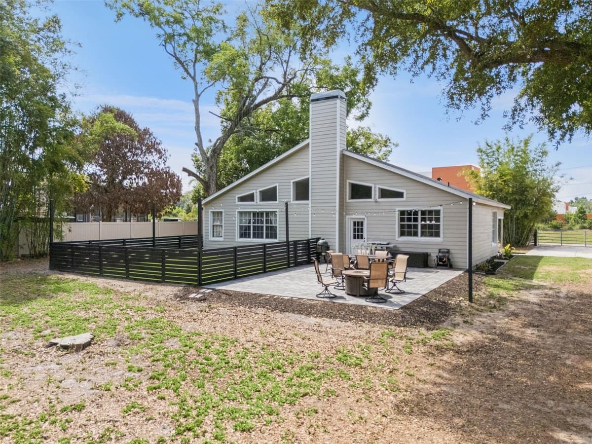1825 DEMASTUS LANE — photo 46 of 69